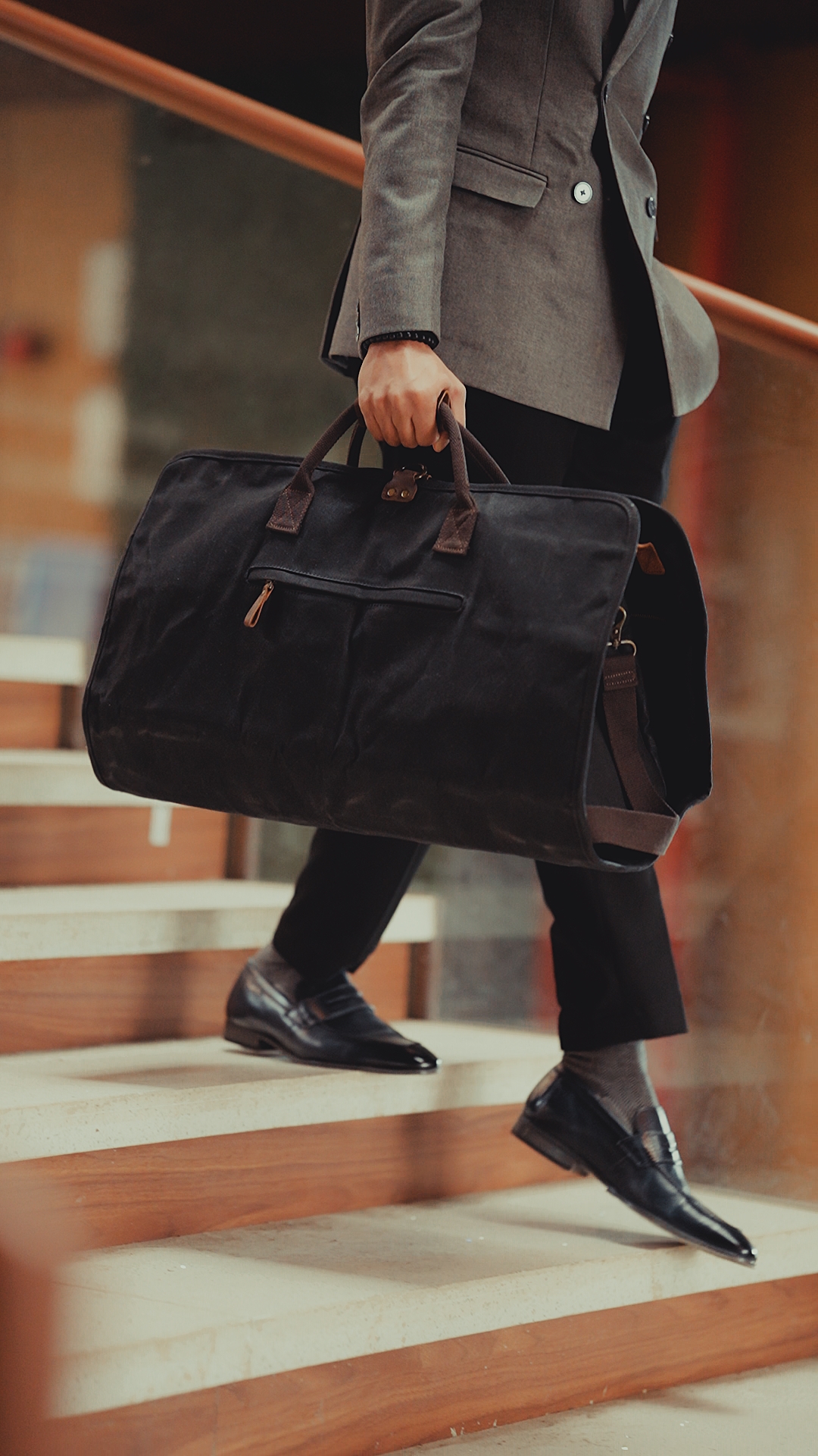 GARMENT DUFFLE BAG - Image 2